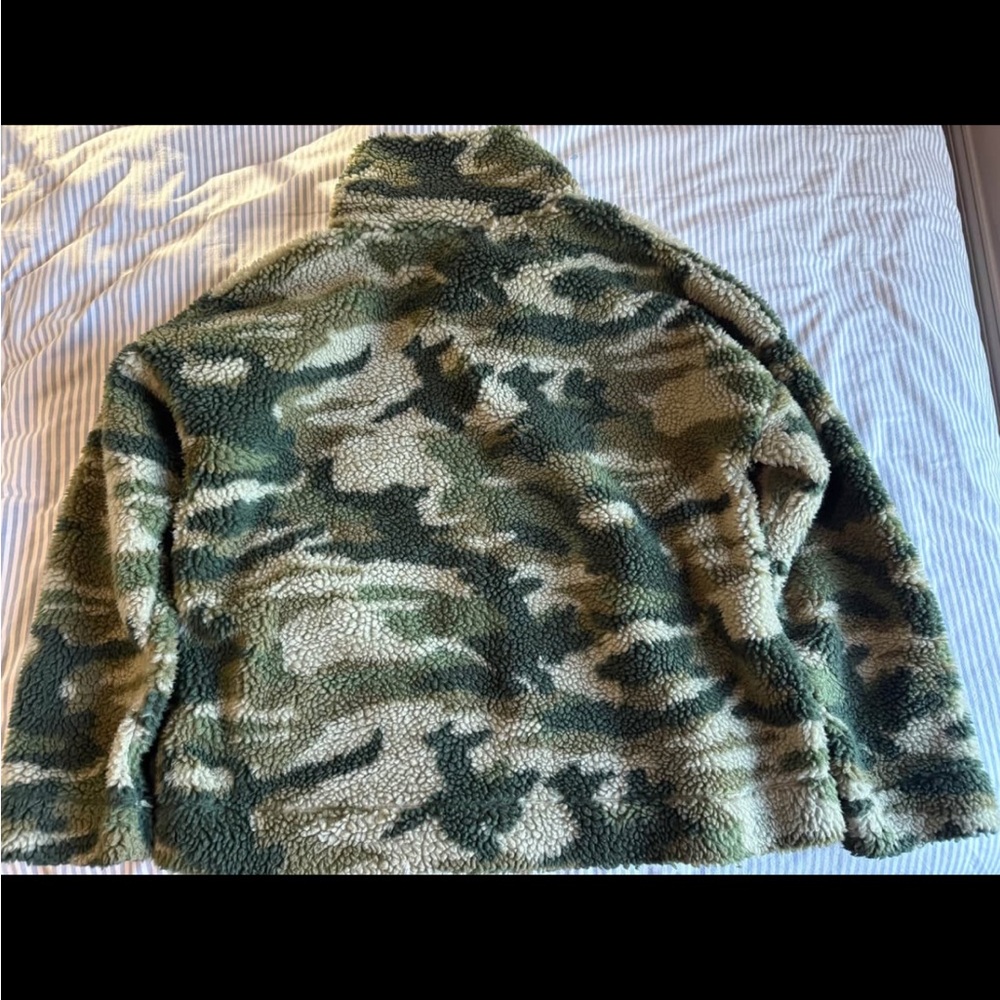 J. Crew Camouflage Fleece with Pink Trim - Picture 3 of 3